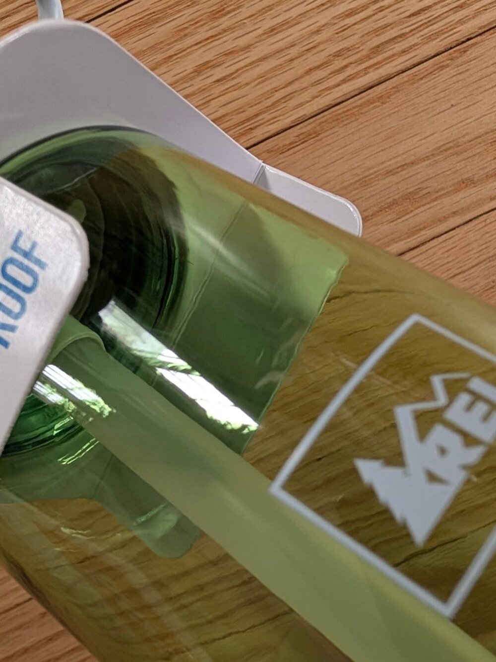 NEW CamelBak Eddy 0.6L (20 oz) Water Bottle with Straw BPA Free Spillproof green - Picture 7 of 8